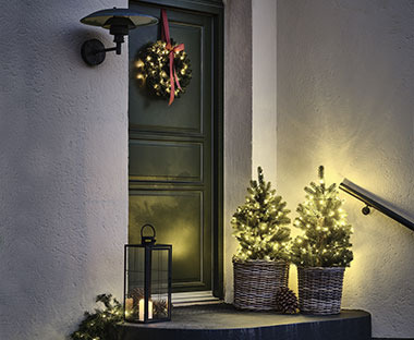Guirnalda luces LED ELDE, corona de Navidad FENRIS, árbol artificial BERLINGR